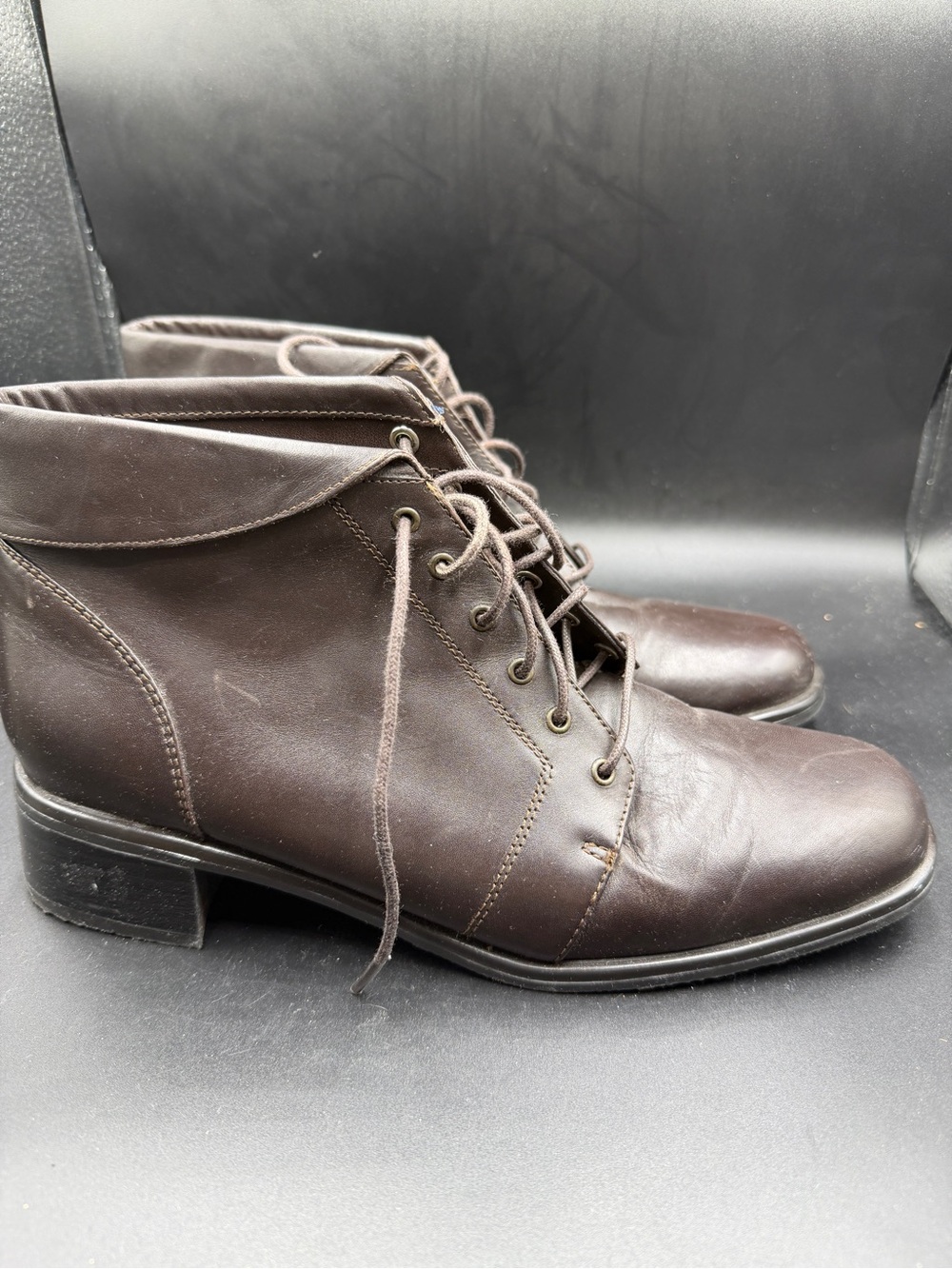 Classic elements Brown Leather Lace-Up Ankle Boots
